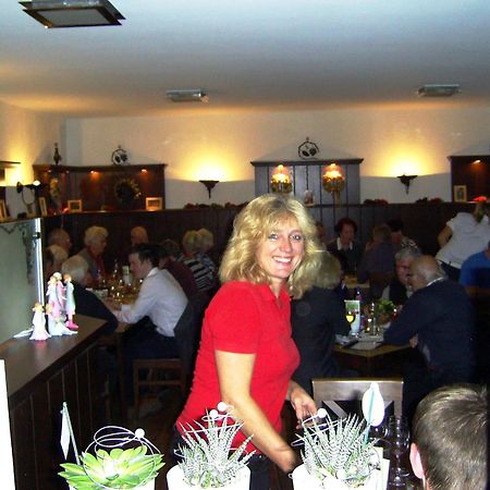 Wein-Traeume Hotel Thüngersheim Kültér fotó