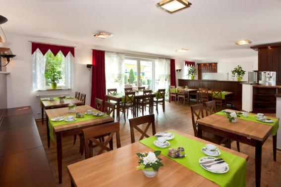 Wein-Traeume Hotel Thüngersheim Kültér fotó