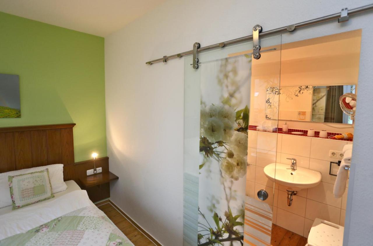 Wein-Traeume Hotel Thüngersheim Kültér fotó